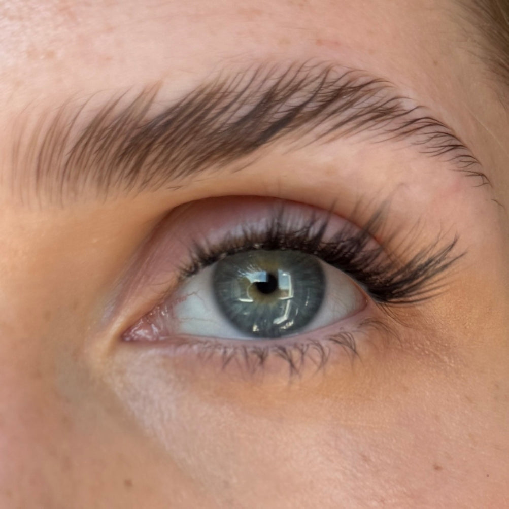 Lashable WISPY Pre-Glued Halbwimpern